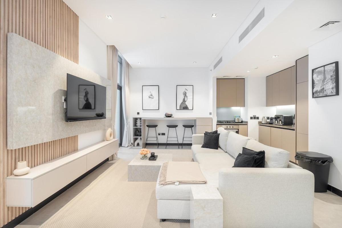 Opulent In Business Bay - Burj Views From Infinity Pool&jacuzzi Dubai